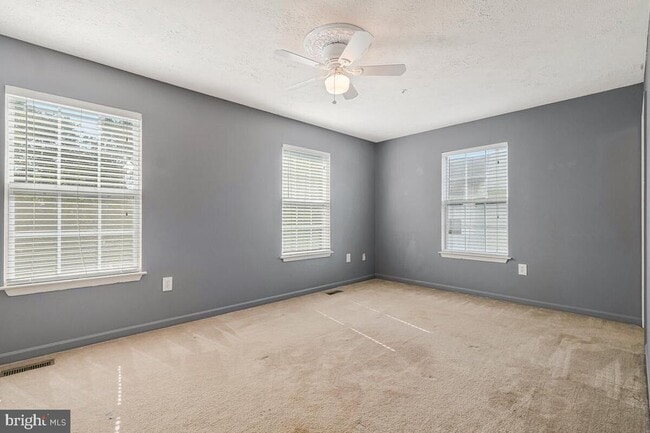 Building Photo - 2647 Longbow Ct