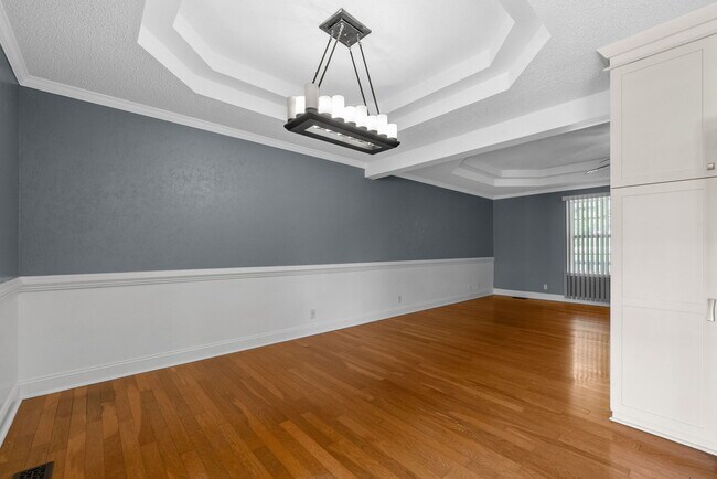 Building Photo - 944 Sable Dr