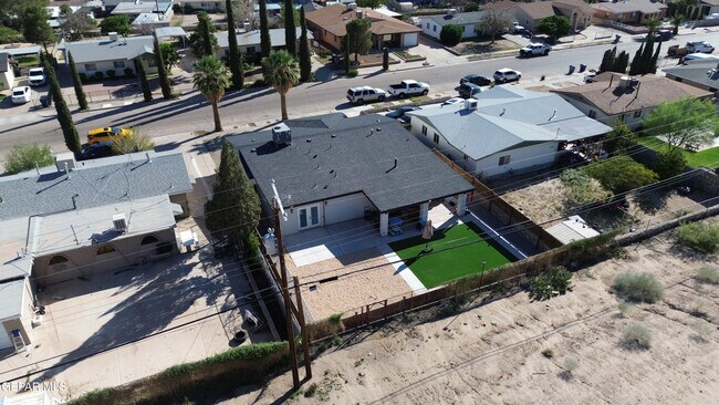 Building Photo - 7321 Cuba Dr