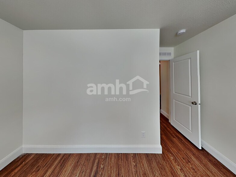Building Photo - 2646 W 3290 S