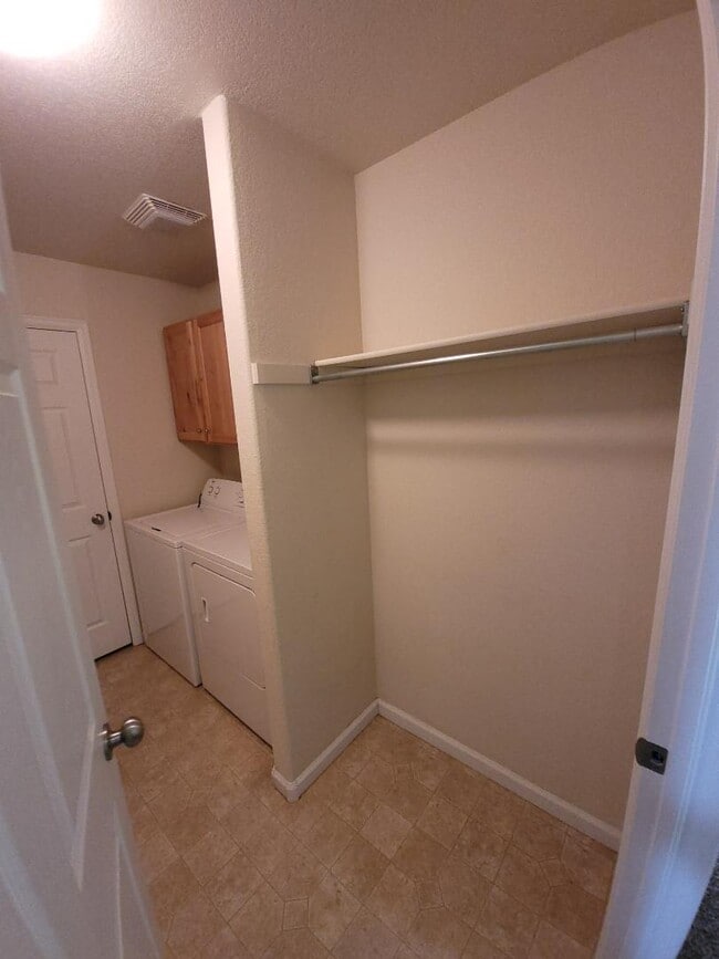 Building Photo - 3625 W 29th St