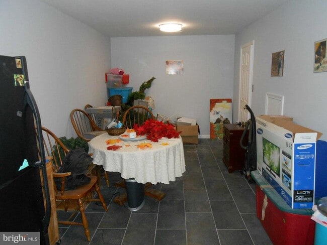 Building Photo - 9817 Pebble Weigh Ct