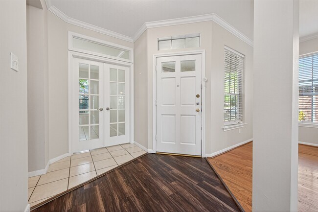 Building Photo - 20906 Greenfield Trail