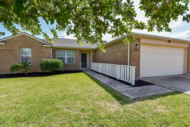 Building Photo - 6902 Manor Terrace Ln