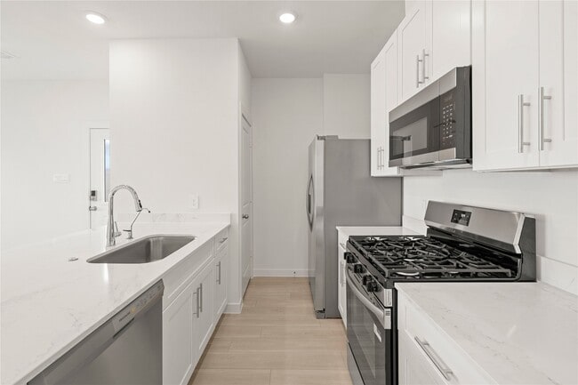 Building Photo - 1742 Revolution Way