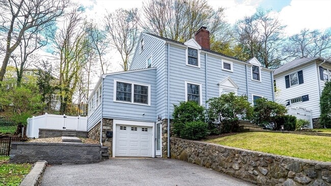 Building Photo - 51 Lynn Fells Pkwy