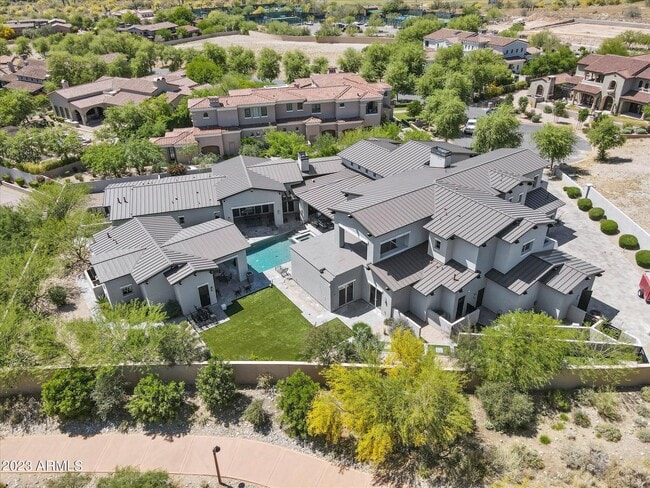 Building Photo - 9979 E Toms Thumb