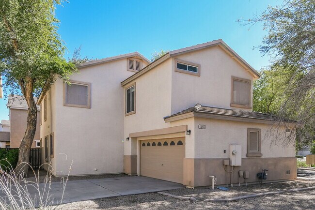 Building Photo - 1469 S Hawk Ln