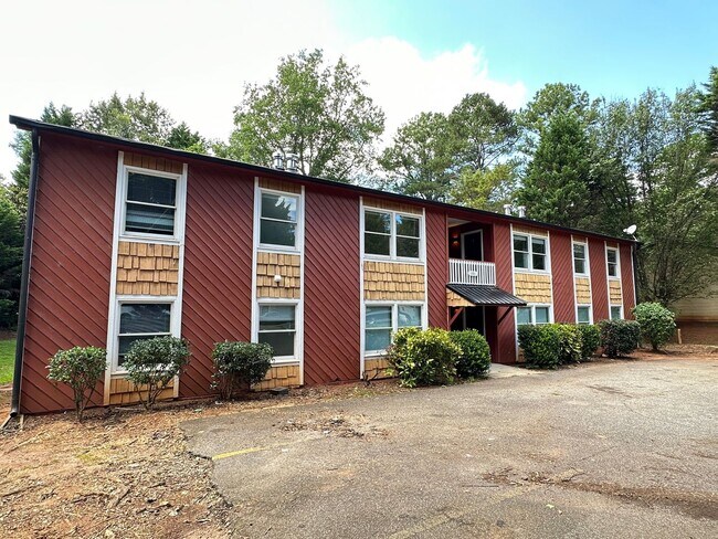 Building Photo - 101 Mark Twain Cir