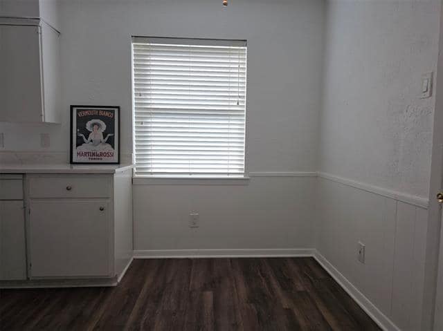 Building Photo - 714 Timberlake Cir