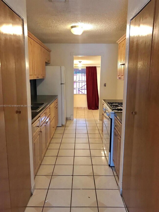 Building Photo - 18804 NW 46th Ave