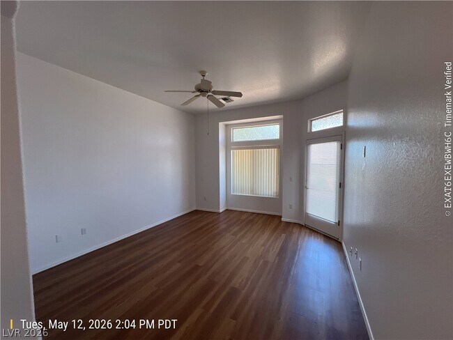 Building Photo - 2700 Vista Butte Dr