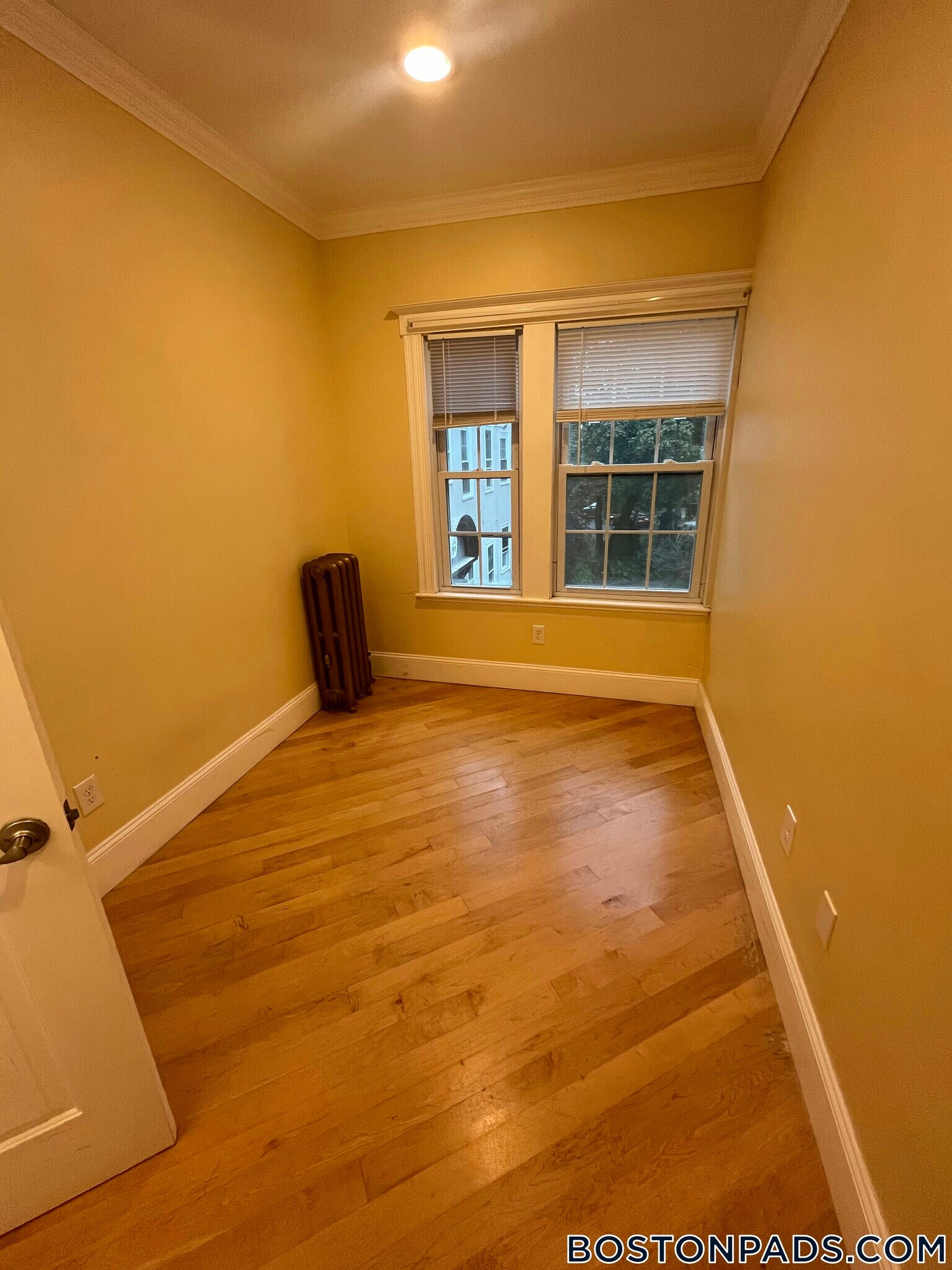 Building Photo - 156 Magazine St