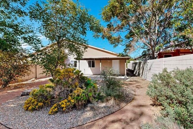 Building Photo - 11204 Miravista Pl SE