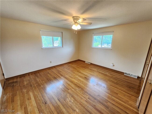 Building Photo - 5650 Cascade Ct