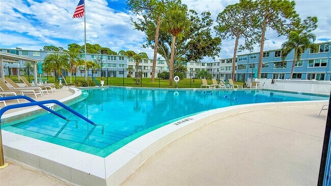 Building Photo - 4880 Locust St NE