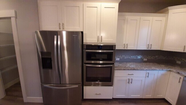 Building Photo - Magnificent Gig Harbor 4 Bed Home For Rent