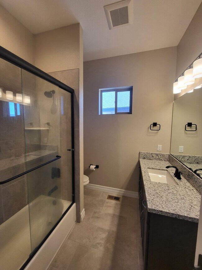Building Photo - 2932 Cambria Lp