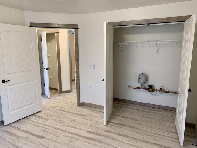 Building Photo - 2201 11th Ave