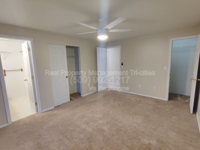 Building Photo - 4776 Mt Adams View Dr