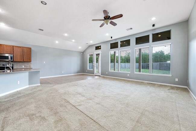 Building Photo - 21103 Keystone Pine Ct