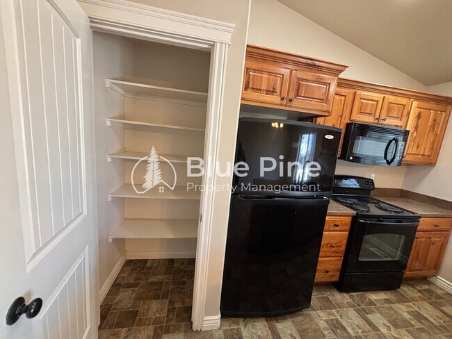 Building Photo - 1207 N Drystone Dr