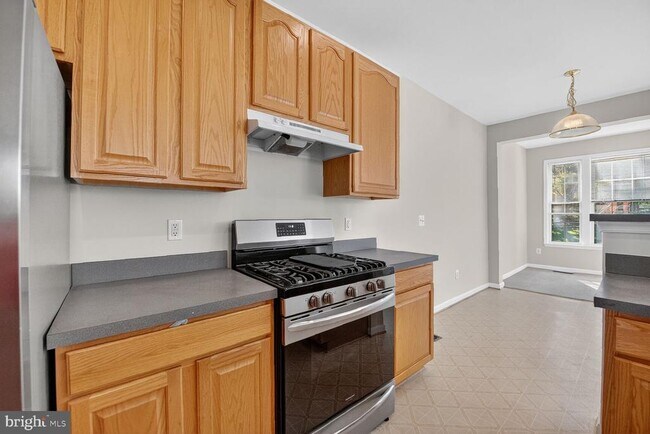 Building Photo - 1515 Shields Terrace NE
