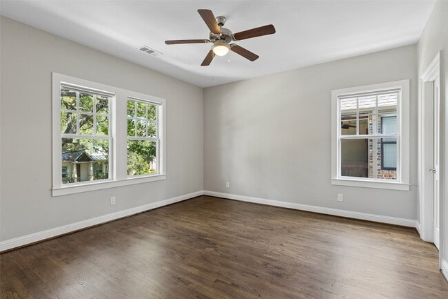Building Photo - 6030 Vickery Blvd