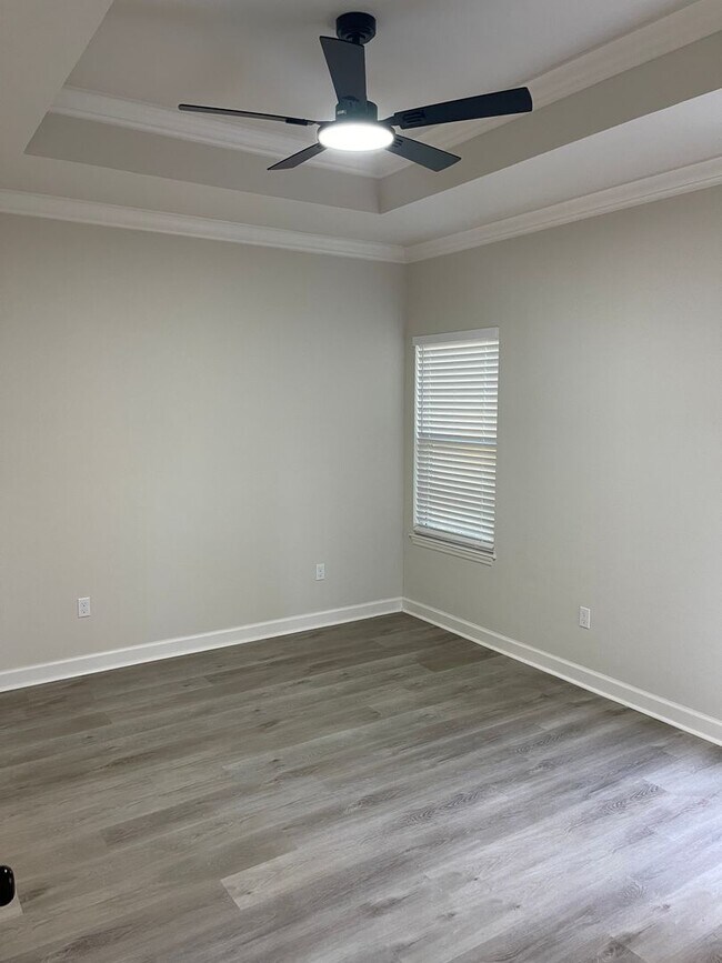 Building Photo - Beautiful New Construction Home