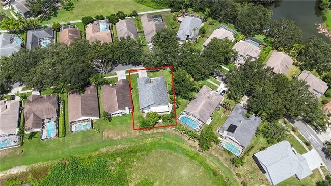 Building Photo - 16505 Lake Heather Dr