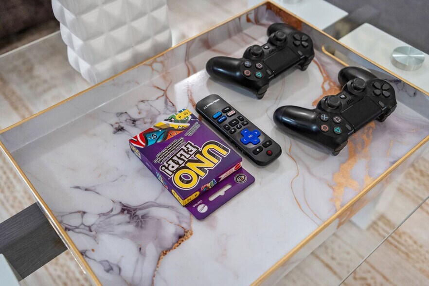 Primary Photo - 1853 Penasco Rd