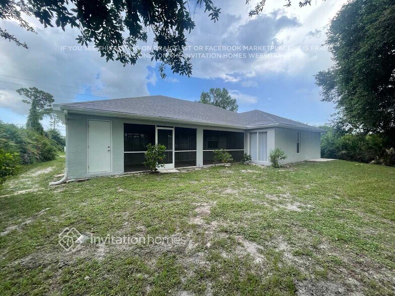 Building Photo - 2127 N Chamberlain Blvd