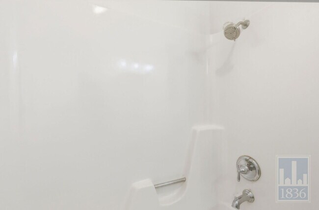 Building Photo - 2009 Sandberg Dr