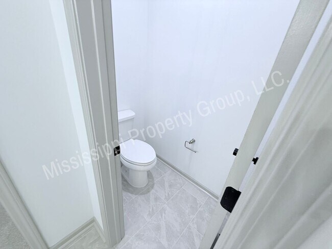 Building Photo - 4BR/3BA For Rent