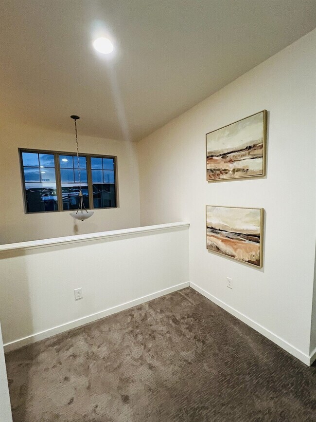 Building Photo - 15557 W 95th Ave