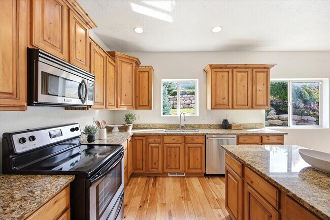 Building Photo - 4412 N Foxtrail Cir