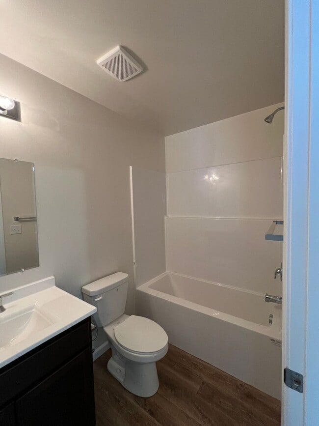 Building Photo - Brand New House 3 beds 2 baths