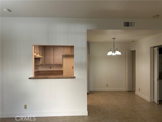 Building Photo - 74 Flor De Sol