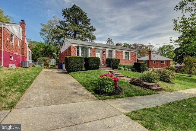 Building Photo - 11803 Rocking Horse Rd