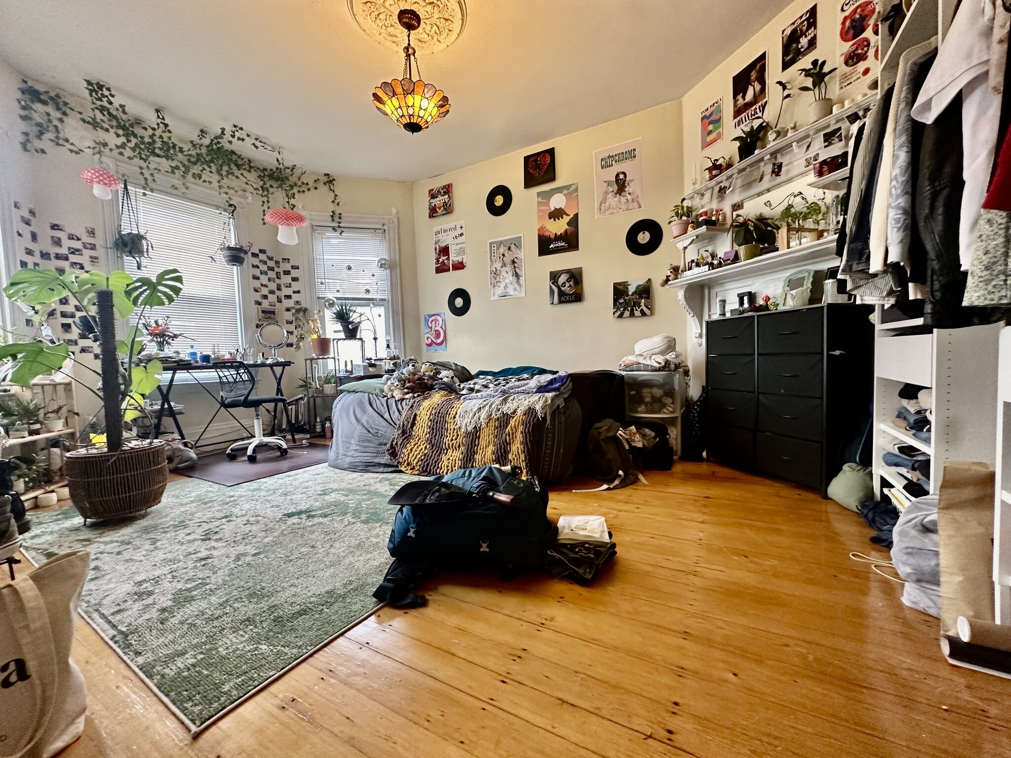 Building Photo - 5 Sachem St
