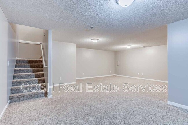 Building Photo - 1054 E Karla Ct