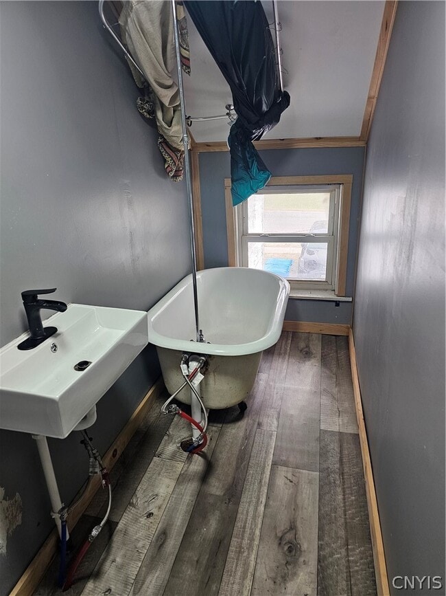 Building Photo - 8 S Main St