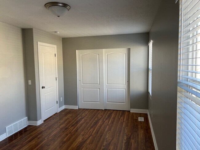 Building Photo - Beautiful Single-Family Home for Rent in Springville!