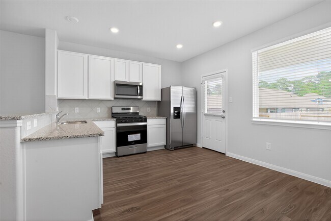 Building Photo - 13312 Burbot Dr