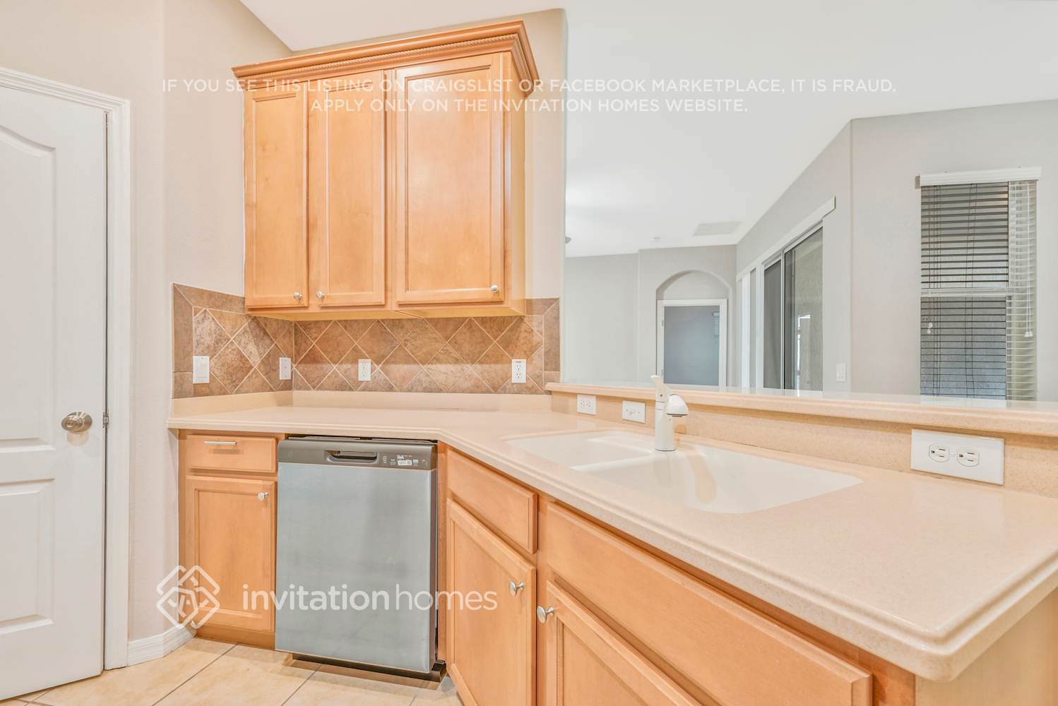 Building Photo - 3394 Starbird Dr