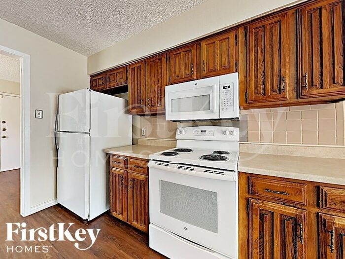 Building Photo - 3505 Glenda Dr
