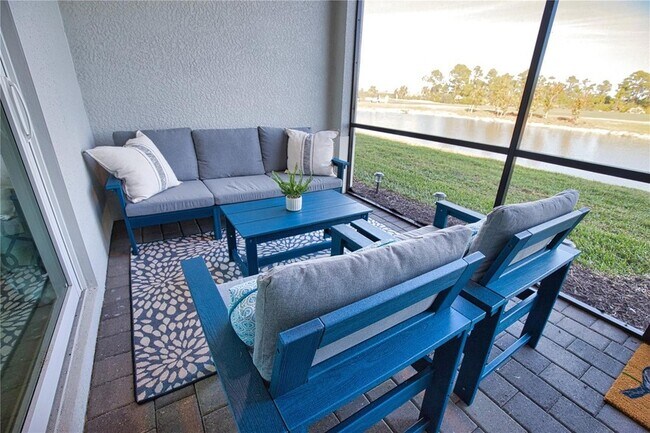 Building Photo - 12470 Wellen Golf St