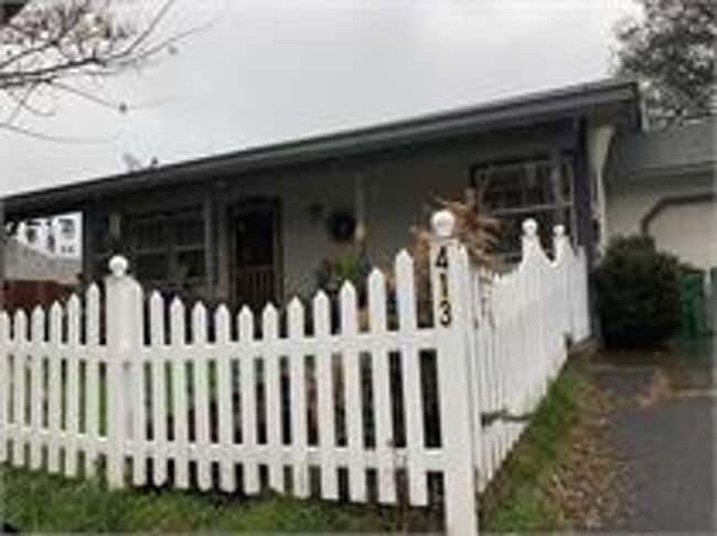 Primary Photo - Charming Downtown Sonora Home