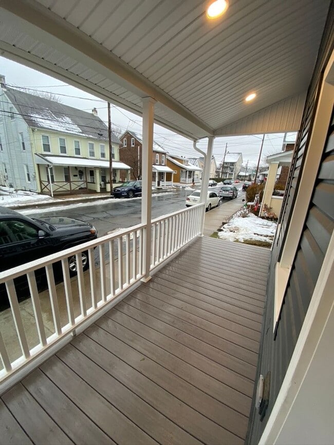 Building Photo - Awesome 3 bedroom 1.5 Bath Home in Emmaus