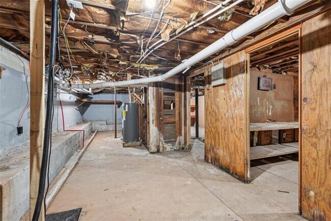 Building Photo - 172 Meador Way SE